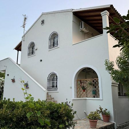 Kouros Apartments Litheres Exterior photo